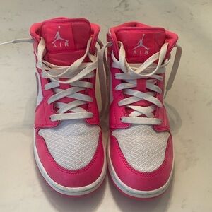 Air Jordan 1 Mid sneakers